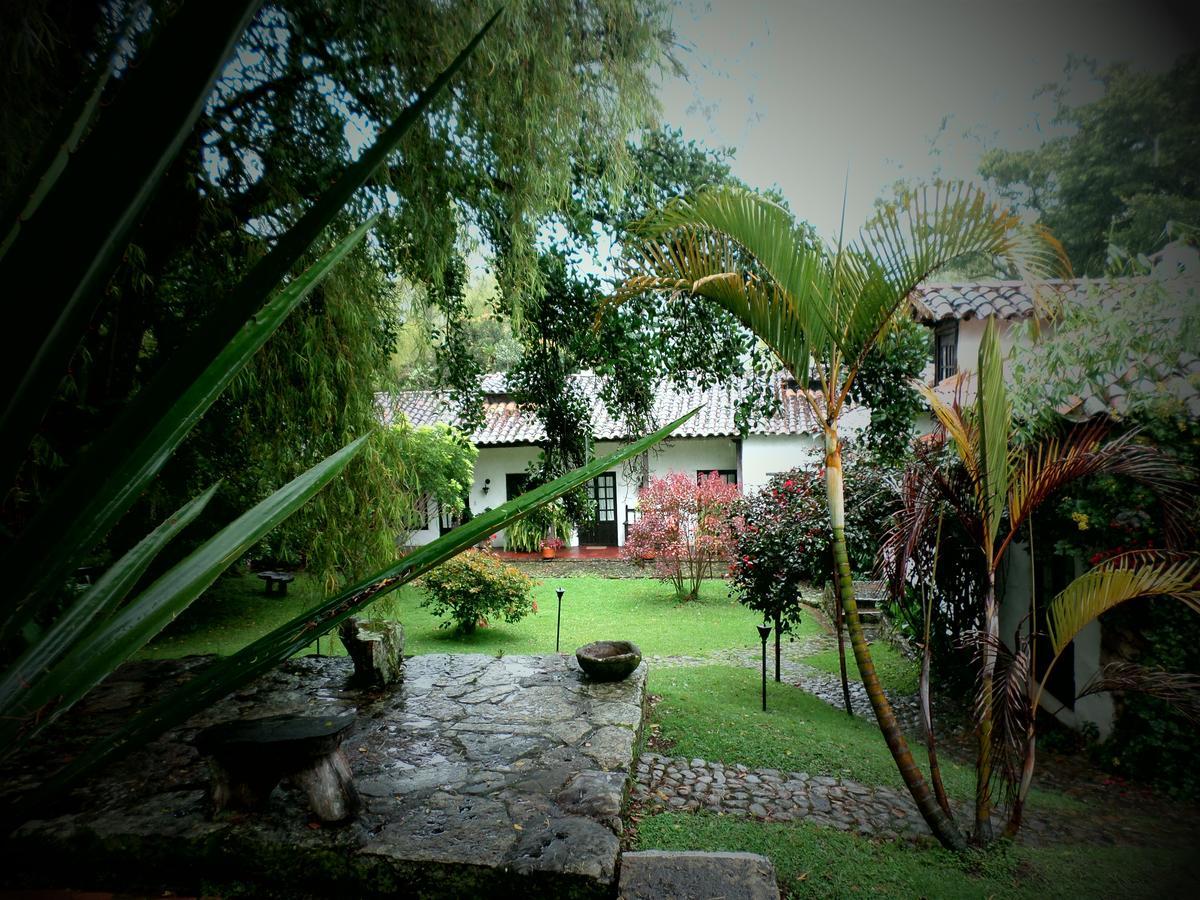 Hotel Hacienda Baza Tibana Extérieur photo